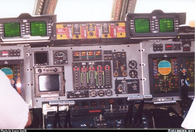 cockpit_003